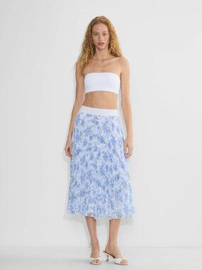 Like New Aritzia Twirl Skirt Blue and White Floral